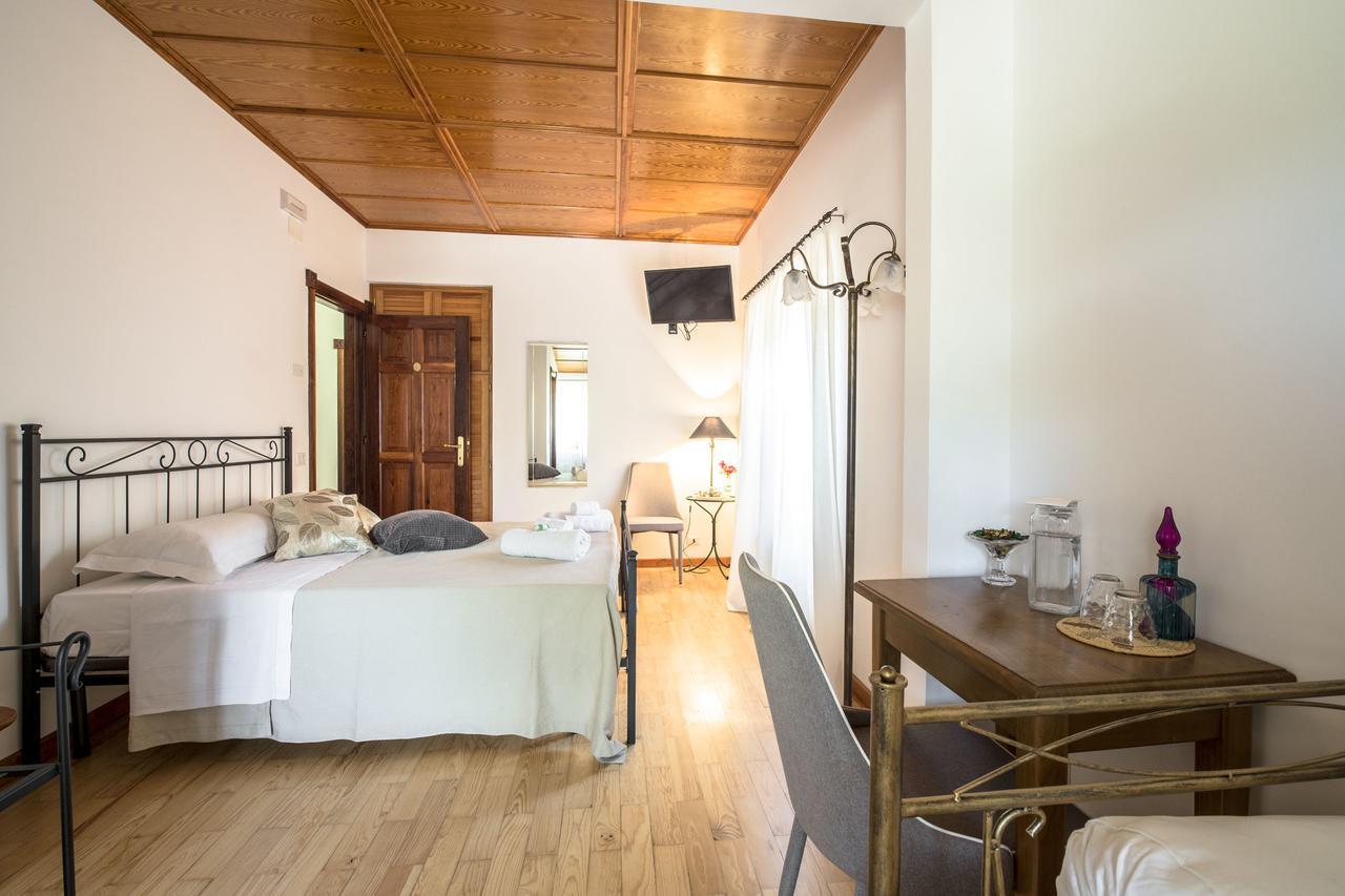 Villa Montegenco Comunanza Екстер'єр фото